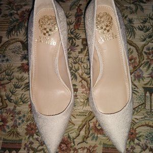 Cream Lace Vince Camuto  Heels Size 6M/36